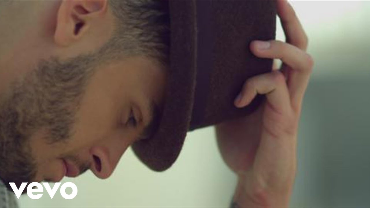 Baptiste Giabiconi - Je t'emmène avec moi (Clip officiel)