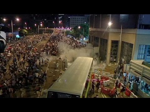Hong Kong : manifestations et  répression plus dures