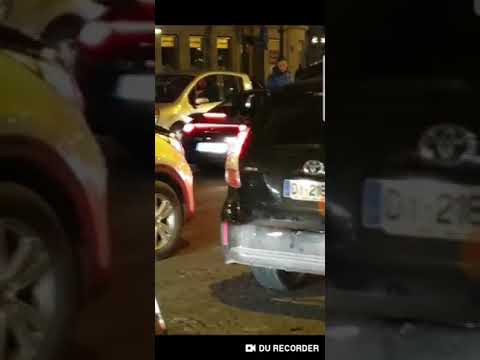 Kalash percute plusieurs véhicules à Paris avant d'être interpellé par la police