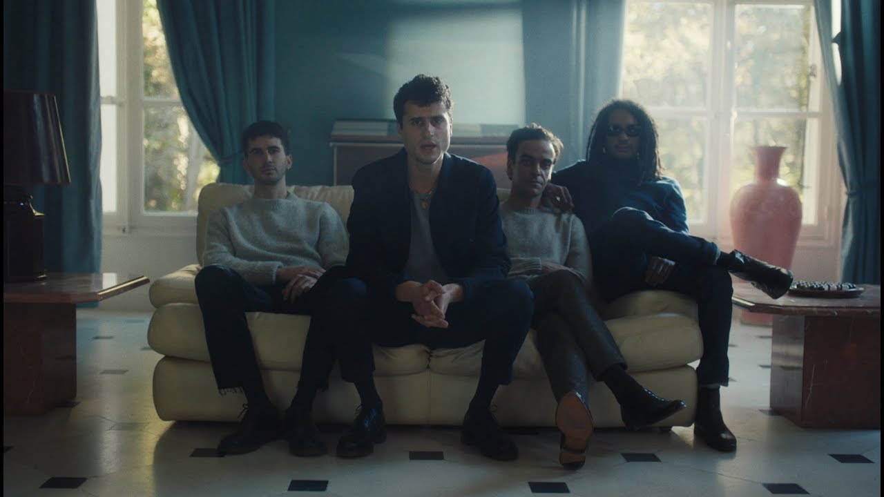 BB Brunes - Terrain vague / Pyromane (Clip officiel)