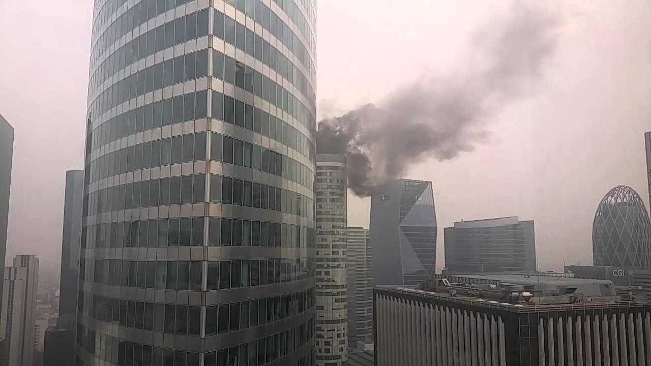Incendie à la défense, tour coeur défense