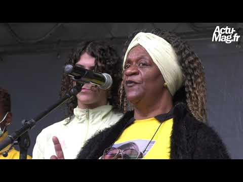 Une marche jaune en mémoire de Marjorie, 17 ans, tuée à coups de couteau à Ivry-sur-Seine