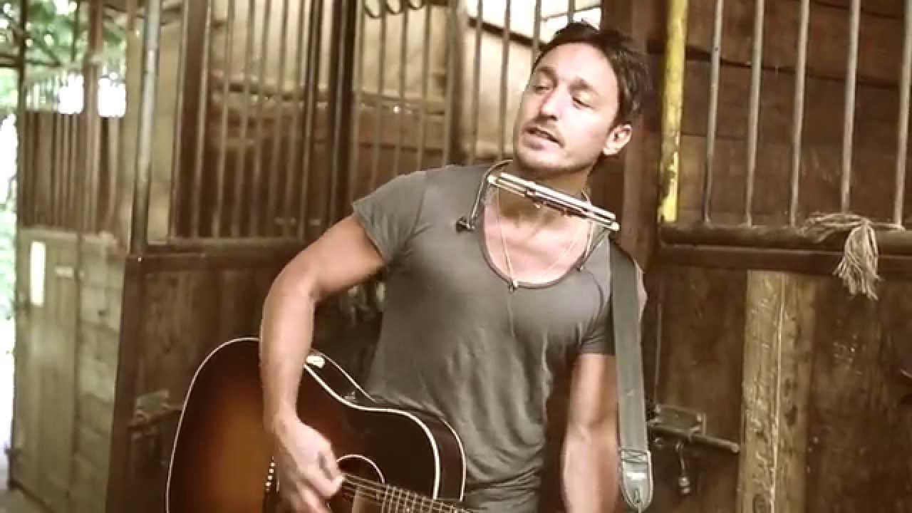 Sorel - Mes Yeux Noirs (Version Acoustique)