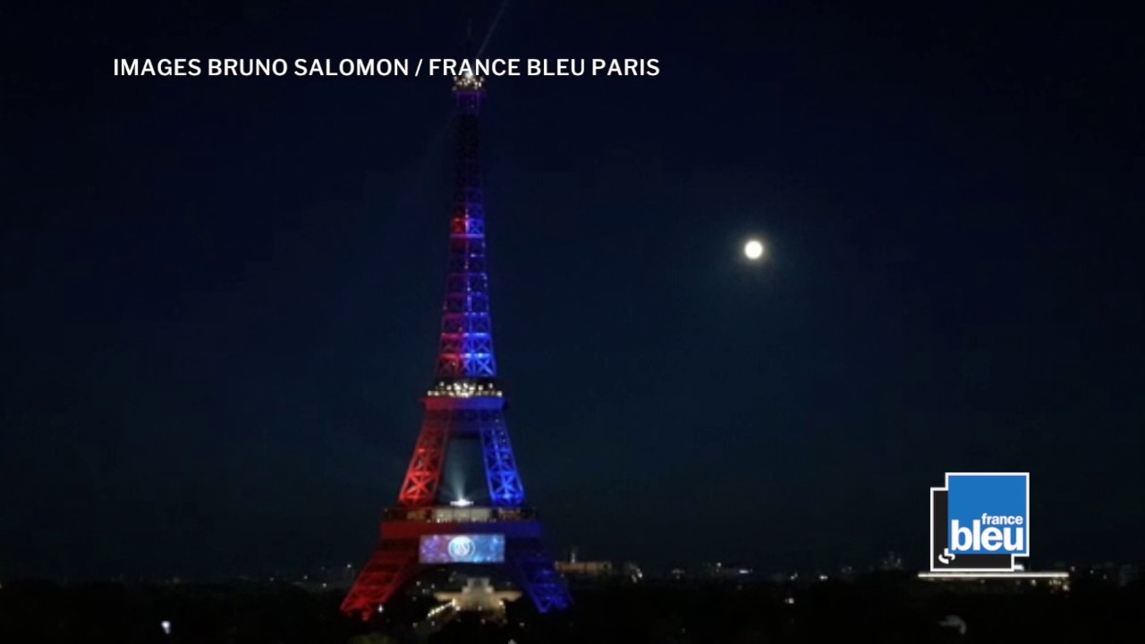 La tour Eiffel aux couleurs de Neymar, à Paris
