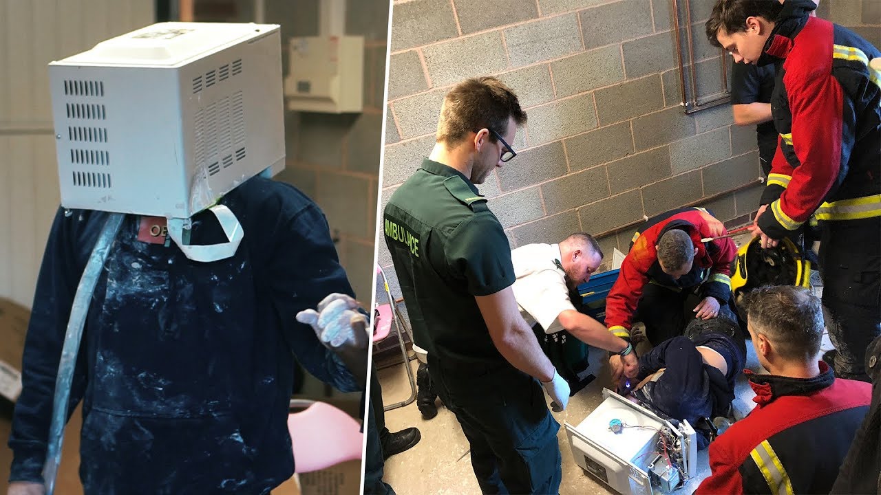 I cemented my head in a microwave and emergency services came.. (nearly died)