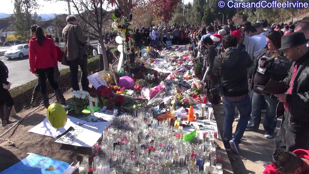 THOUSANDS of Fans Gather at Crash Site - Paul Walker & Roger Rodas SoCal Tribute Car Meet VLOG