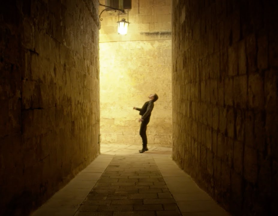 STEVANS (feat. Coralie Clément) - In The Backyard (Official Video)