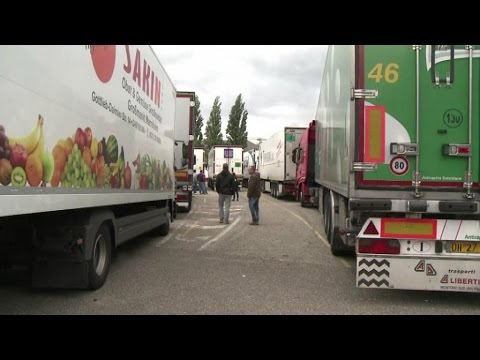 Bas-Rhin: des agriculteurs refoulent des camions à la frontière avec l'Allemagne