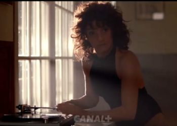 Florence Foresti rejoue une scène mythique de Flashdance pour les Césars 2016 !
