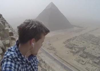 Un touriste échappe à trois ans de prison pour avoir grimpé en haut de la Pyramide de Gizeh !