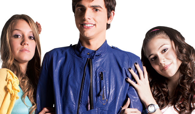 L’album de la série phénomène Chica Vampiro est enfin disponible !