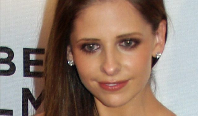 Instagram : Sarah Michelle Gellar annonce reprendre le rôle de Kathryn dans la série Sexe Intention
