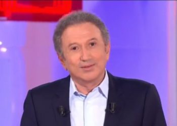 Michel Drucker annonce la fin de son émission « Vivement Dimanche »