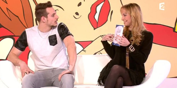 Les Z’amours: Une candidate annonce pendant l’émission à son compagnon qu’elle est enceinte