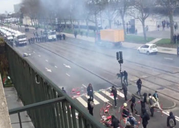 Affrontements à Nantes : Un habitant reçoit une grenade lacrymogène sur son balcon