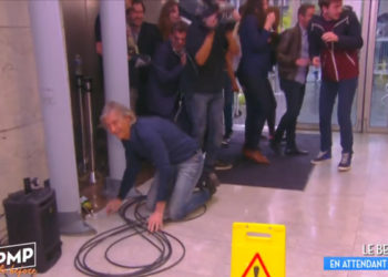 TPMP : Gilles Verdez se blesse en direct après avoir fait une violente chute !