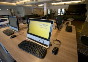 Chine : Un jeune homme décède après s&rsquo;être électrocuté avec un ordinateur dans un Cybercafé