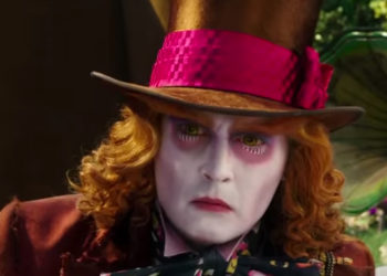 Un jeune homme arrêté après avoir perturbé l&rsquo;avant-première du film Alice de l&rsquo;autre côté du miroir avec son drone !