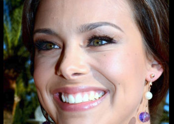 Miss France 2013 : Marine Lorphelin confirme s’être fait voler sa couronne et son écharpe !