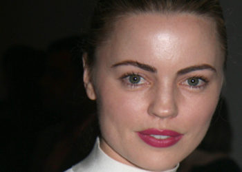 Une actrice de la série Grey’s Anatomy violemment agressée à Paris !