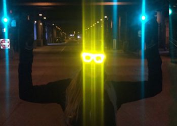 Des lunettes reflectacles qui permettent aux célébrités de ne plus êtres harcelées par les paparazzis !