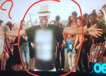 Les internautes très remontés contre la chaîne W9 qui censure le T-Shirt de Black M dans son clip « Je suis chez moi » !