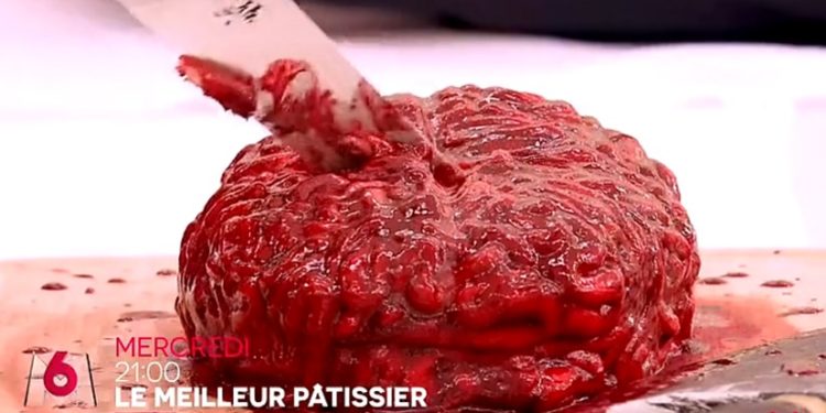 Le Meilleur Pâtissier : un gâteau pour Halloween en forme de cerveau impressionne le jury