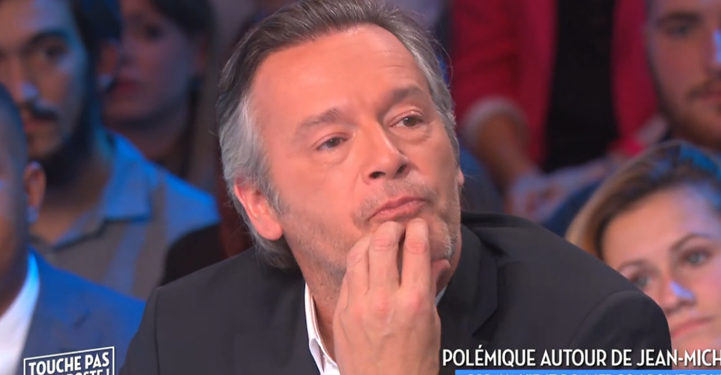 TPMP : Jean-Michel Maire, les larmes aux yeux s’excuse après son geste déplacé envers une jeune femme en plein direct !