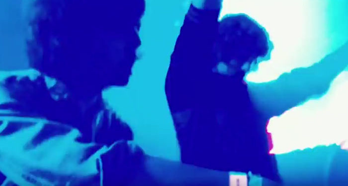 Justice nous balance un foudroyant « Alakazam! »