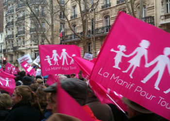 Manif pour Tous : Interviewé par un journaliste, ce jeune ne sait visiblement pas pourquoi il se trouve la !