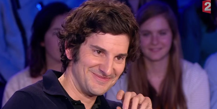 L’acteur et humoriste Gaspard Proust secouru par les pompiers dans l’incendie de son immeuble !