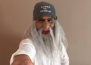 Zoom sur le Père Bourrasse qui cartonne sur Périscope !