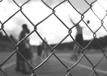 Drôme : Il frappe et tente d&rsquo;étrangler sa prof de sport en plein cours !
