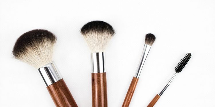 Regardez le maquillage impressionnant d’un poignet cassé réalisé par une artiste FX !