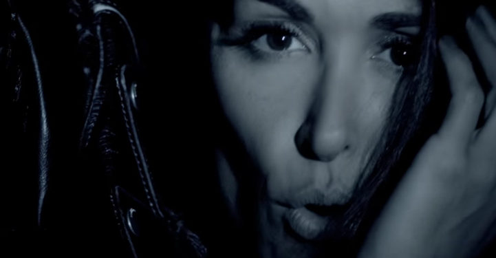 Jenifer rassure ses fans après son grave accident de la route !