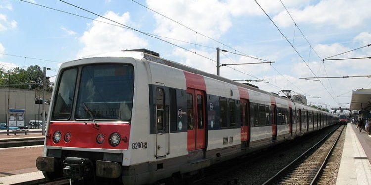 RER B
