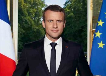 Le très joli portrait du président Emmanuel Macron enfin dévoilé