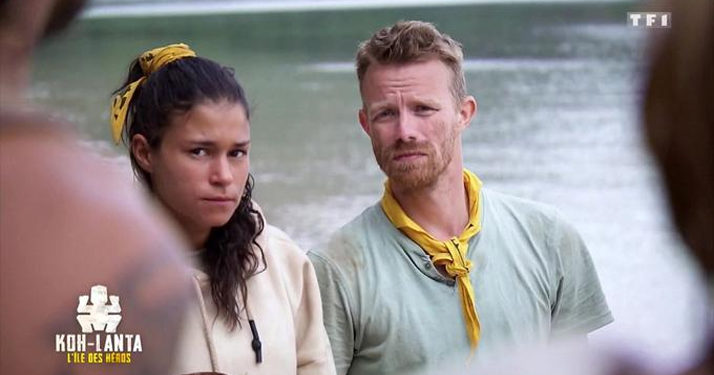 Koh-Lanta : Denis Brogniart et Moundir soutiennent deux aventuriers insultés et menacés sur les réseaux sociaux