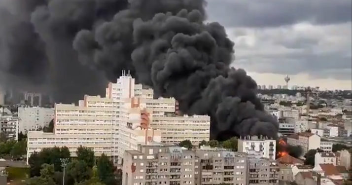 Aubervilliers. Un gigantesque incendie en cours dans un entrepôt