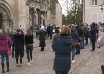 Réouverture des lieux cultes : la colère des catholiques après la jauge fixée par Emmanuel Macron
