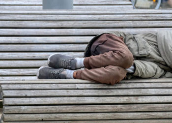 Chambéry : Deux ados tabassent un SDF parce que ce dernier leur avait demandé de faire moins de bruit