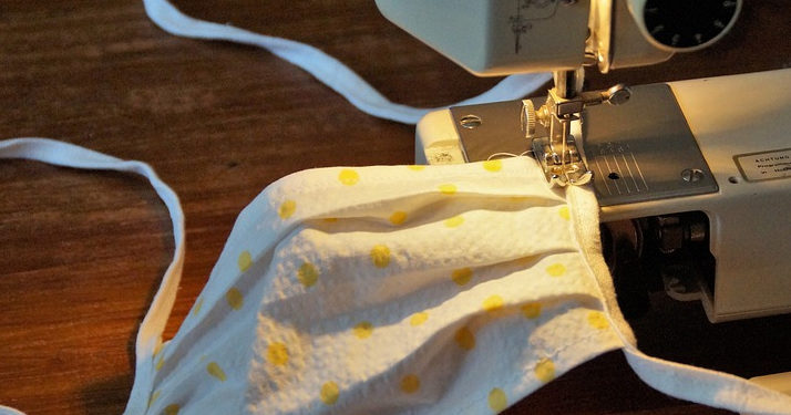 Covid-19 : Le ministre de la santé recommande de « ne plus utiliser de masque artisanal » fabriqué maison