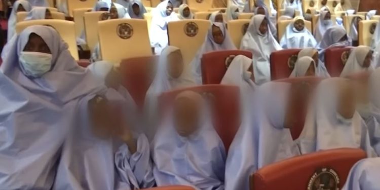 Nigéria : libération des 279 jeunes femmes enlevées jeudi dernier