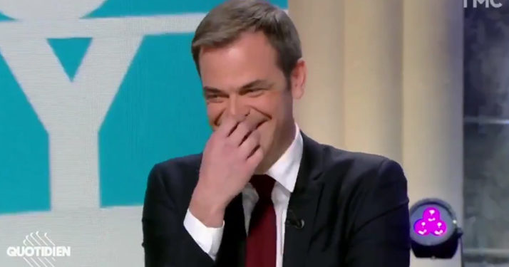 L’énorme fou rire d’Olivier Véran dans l’émission Quotidien à propos du vaccin « Fister »