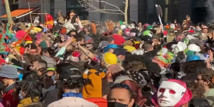 Carnaval à Marseille : la Ville va déposer plainte après un préjudice porté à 100.000 euros de dégâts