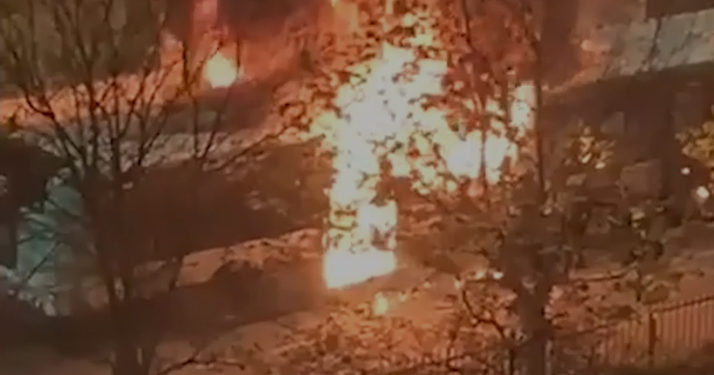 Un bus volontairement incendié à Sartrouville par deux individus qui ont aspergé le véhicule d’essence