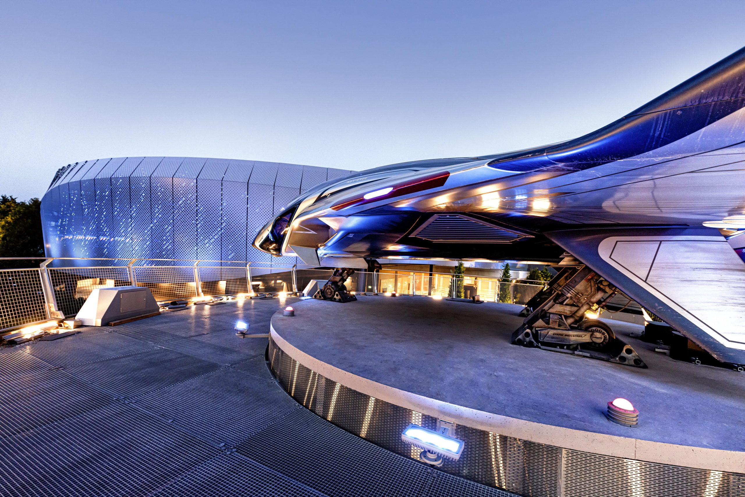F.R.I.D.A.Y & Quinjet