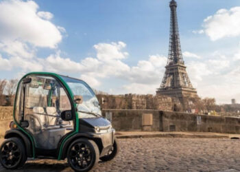 Birò. Découverte du plus petit véhicule électrique à quatre roues qui arrive en France