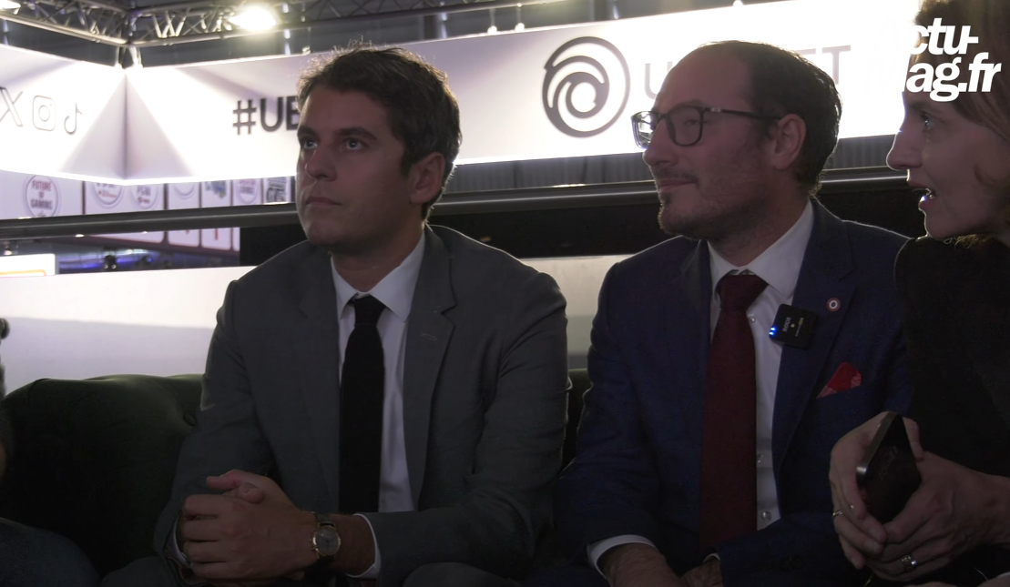 Gabriel Attal, à la rencontre des joueurs et des acteurs du jeu vidéo à la Paris Games Week