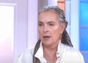 La comédienne Carole Bouquet victime d’un malaise en pleine représentation